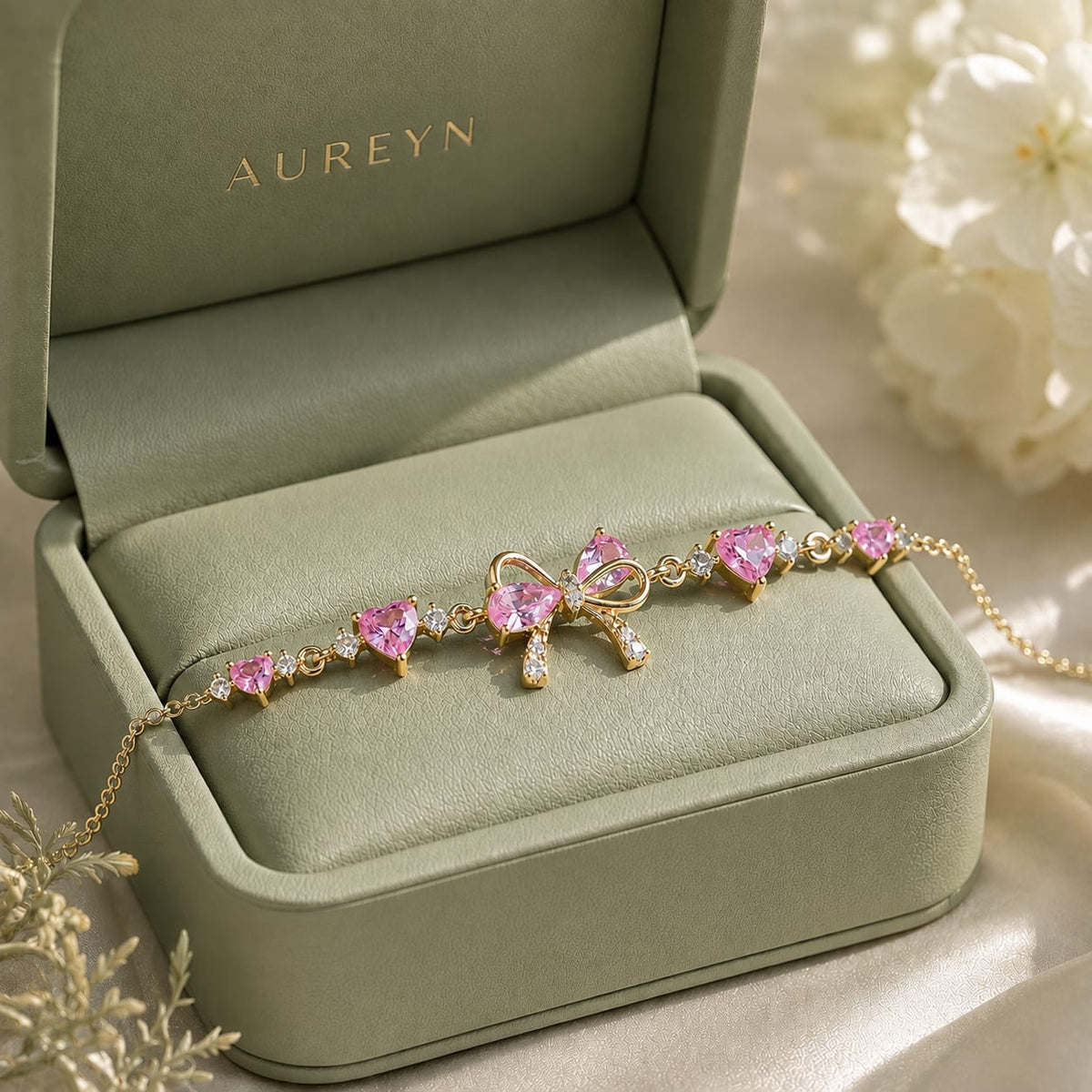 The Bow Bracelet