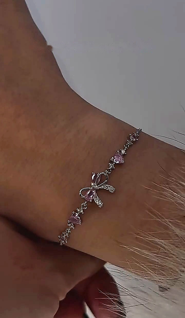 The Bow Bracelet