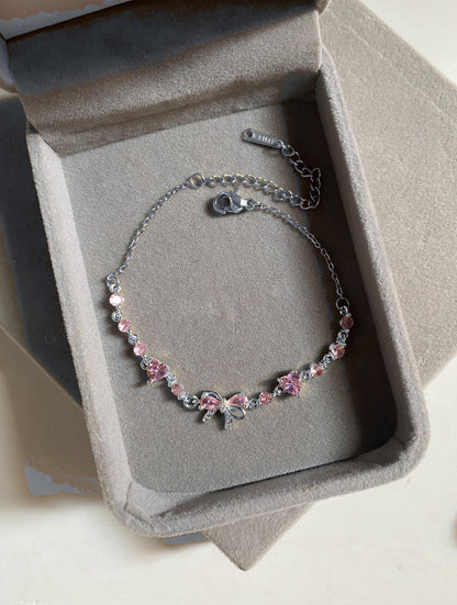The Bow Bracelet
